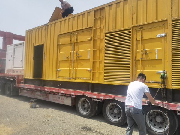 应县除了负载情况和发动机维护,还有哪些因素会影响 200kw 柴油发电机的油耗?